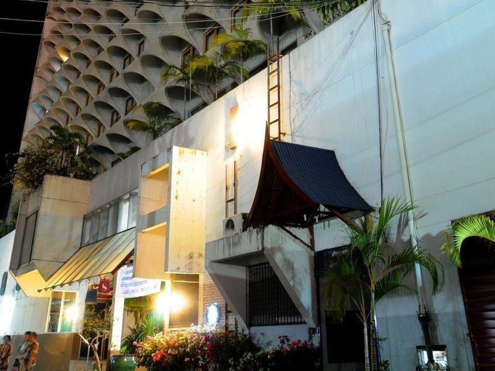 Amarin Nakorn Hotel 피차눌로크 외부 사진