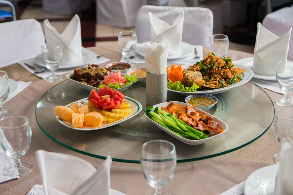 Amarin Nakorn Hotel 피차눌로크 외부 사진