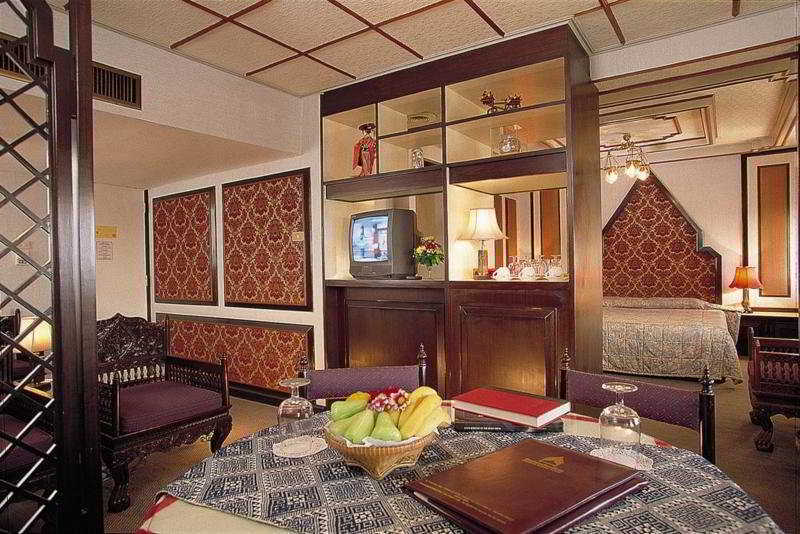 Amarin Nakorn Hotel 피차눌로크 외부 사진